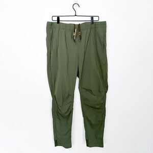 Relwen Huckberry Men’s Airtex Windpant in Bright Olive Green